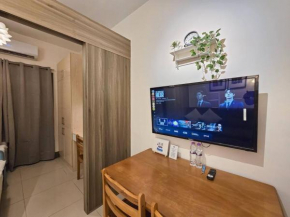 1BR Unit Condotel w/ Balcony FAME Residences -FM22